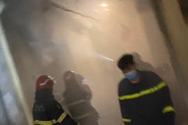 Dập tắt đám cháy tối Mùng 1 Tết