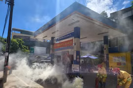 Khói bao trùm cây xăng trong tình huống giả định cháy, nổ