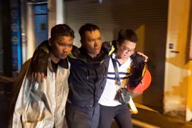 Năm chiến sỹ Công an Hà Nội bị thương trong trận chiến cứu người, dập lửa khu chung cư phố Khương Hạ