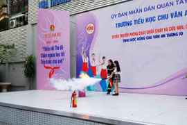 Tuyên truyền phòng cháy, chữa cháy, thoát nạn cho học sinh trường Tiểu học Chu Văn An