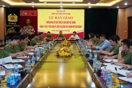 Công an Hà Nội tiếp nhận hệ thống bảo mật, xử lý văn bản phục vụ công tác đảm bảo ANTT