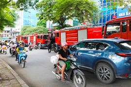 Xảy cháy nhà, 5 người may mắn thoát nạn an toàn