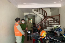 Các bước tự cứu mình trong an toàn phòng cháy, chữa cháy đối với nhà ở kết hợp sản xuất, kinh doanh