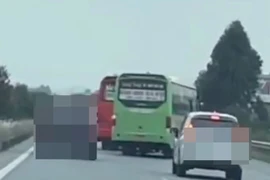 Cần xử lý nghiêm các lái xe có hành vi nguy hiểm chèn ép trên cao tốc Hà Nội - Bắc Giang