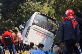 Thông tin vụ xe khách 47 chỗ bị lật tại Đèo Khế