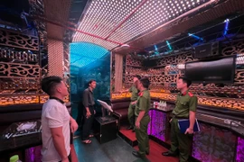 Công an Hà Nội hướng dẫn các quy định về PCCC đối với cơ sở kinh doanh karaoke