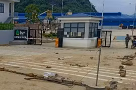 Khởi tố nhóm đối tượng về hành vi “Gây rối trật tự công cộng”