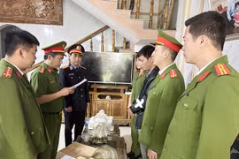 Bắt cán bộ địa chính chiếm đoạt hàng trăm triệu đồng