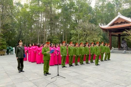 Công an quận Tây Hồ báo công, sinh hoạt chính trị tại Khu di tích lịch sử K9