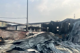 Xảy cháy gần 100m2 nhà xưởng tại quận Bắc Từ Liêm