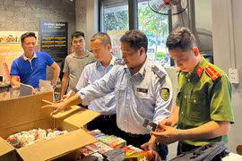 Kiên quyết xử lý vi phạm về thuốc lá điện tử, “bóng cười”