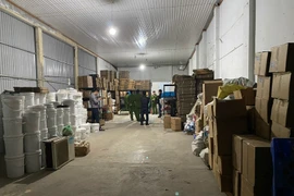 Bắt Giám đốc công ty sản xuất hàng giả