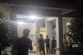 Bố say rượu đòi đốt xe máy, con can ngăn dẫn đến tử vong