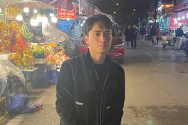 Bắt đối tượng trộm cắp 9 chiếc điện thoại di động của du khách đi lễ, du xuân