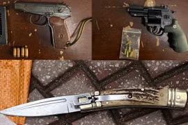 Bắt trùm ma tuý luôn thủ súng có đạn trên nòng