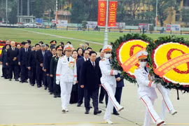 Lãnh đạo Đảng, Nhà nước vào Lăng viếng Chủ tịch Hồ Chí Minh