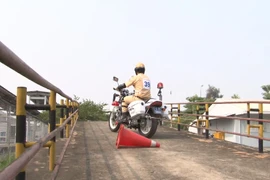 Tập huấn kỹ năng lái xe phân khối lớn an toàn cho CSGT Hà Nội