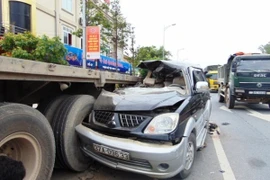 Tạm giữ lái xe ô tô ngủ gật gây tai nạn khiến 3 người tử vong tại chỗ