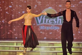 Lộ diện 4 ngôi sao đầu tiên tham gia Bước nhảy Hoàn vũ 2012