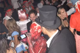 "Sao" thế giới kỳ quái trong lễ hội Halloween