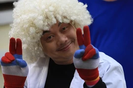 Danh hài Chí Tài bất ngờ lên "ghế nóng" Bước nhảy Hoàn vũ 2014