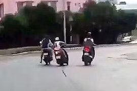 Cướp giật tài sản của du khách nước ngoài, 2 đối tượng bị bắt