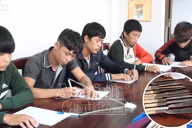 Giấu mác sắt trong bụi cây để đánh nhau