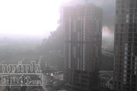 Cháy lớn gần khu đô thị Usilk City - Hà Đông, đang tìm bé gái mất tích