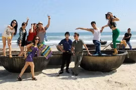 Đàm Vĩnh Hưng cho "chiến binh" đi "xả xitrét"