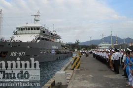 200 tấn hàng Tết đến với Trường Sa