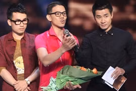 NTK Đức Duy giải thích sự cố giật micro của MC Nguyên Khang