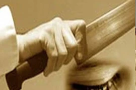 Chồng bất ngờ chém chết vợ, rồi tự sát bằng điện