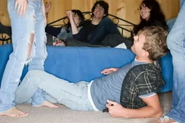 "Chơi sâm" - Thú quan hệ bệnh hoạn của quý ông