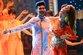 Sau sự cố lộ ngực, Ngân Khánh tham gia Bước nhảy Hoàn vũ 2014