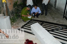 Đổ trụ "bê- tông" không lõi, 3 trẻ thương vong