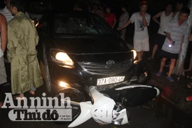 Xe con gây tai nạn rồi bỏ chạy kéo lê xe máy hơn 4km