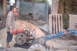 Đang dỡ nhà, một người bị tường đè tử vong