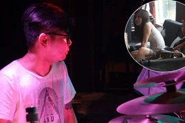 Em rể Phương Uyên chơi trống cho thí sinh đội Thu Minh