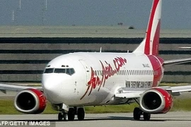 Khiếp sợ vì hành khách nhảy khỏi máy bay như phim hành động