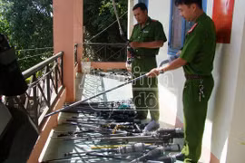 Chết người vì súng bắn đạn hơi cồn!