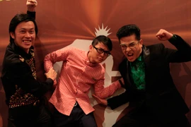 Cha con Hoài Linh: Người giám khảo, kẻ thí sinh trong Gương mặt thân quen 2014