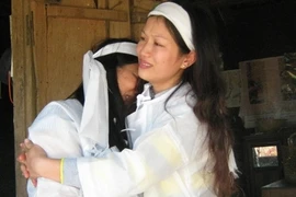 Đau lòng vụ con chết do lật xe đưa tang cha