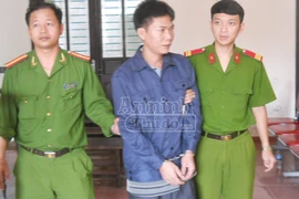 Vô cớ đâm chết 1 học sinh, rồi bỏ trốn suốt 18 năm