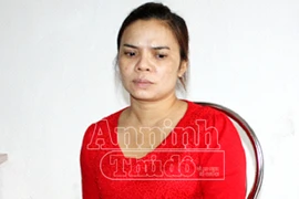 Bắt 3 nữ quái giấu heroin vào cạp quần rồi vượt biên