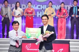 Khởi động chương trình "Người dẫn chương trình truyền hình 2012"