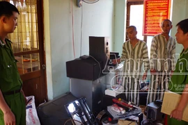 Bắt nhanh nhóm chuyên cạy cửa trộm cắp tài sản