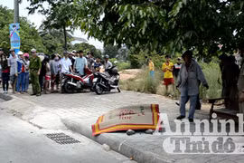 Phát hiện nam thanh niên chết cháy trên vỉa hè