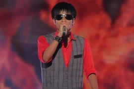 "Giọng hát Việt" bùng cháy "máu lửa" cùng thí sinh khiếm thị