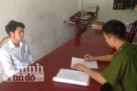 Tự xưng Phó trưởng phòng tổ chức Sở nội vụ để lừa đảo “chạy” việc làm