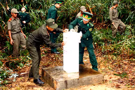 Hoàn thành cắm mốc biên giới trong năm 2012 